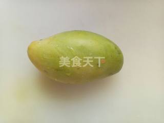 夏日饮品   芒果汁的做法步骤：1