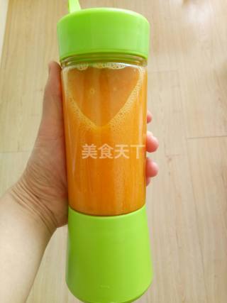 夏日饮品   芒果汁的做法步骤：4