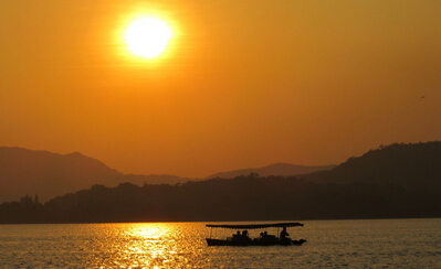 地一远，就连到了天